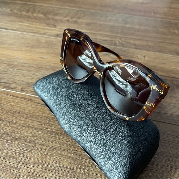 BALENCIAGA-AUTHENTIC (NWT) Tortious Shell, Gold Logo Iridescent Sunglasses - Picture 4 of 16